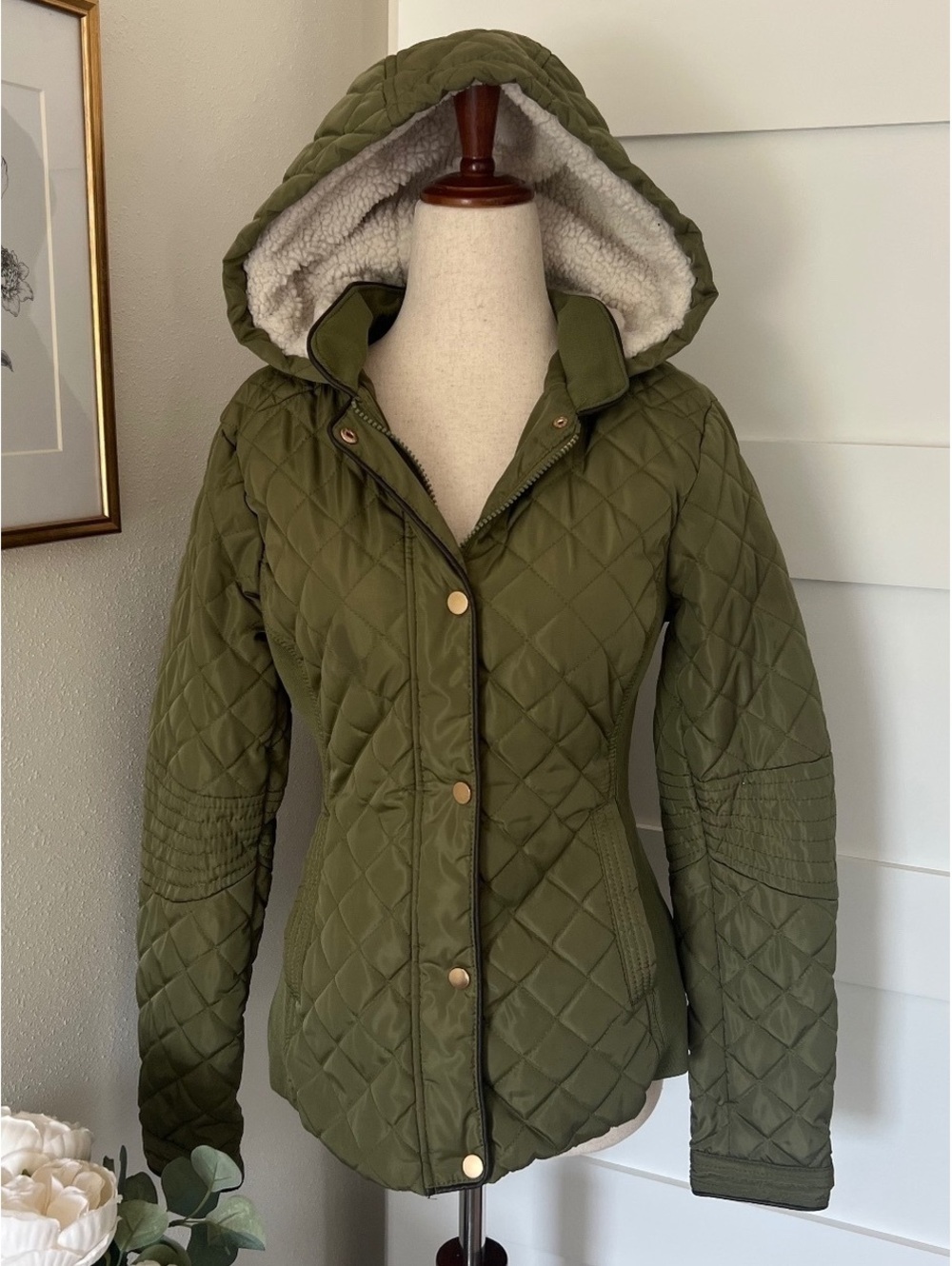 Ci Sono Los Angeles Olive Green Quilted Jacket
